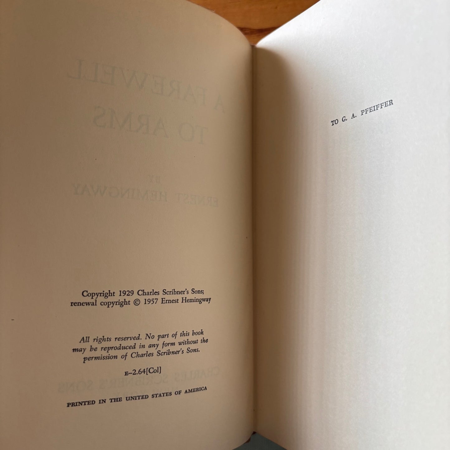 Ernest Hemingway - A Farewell to Arms