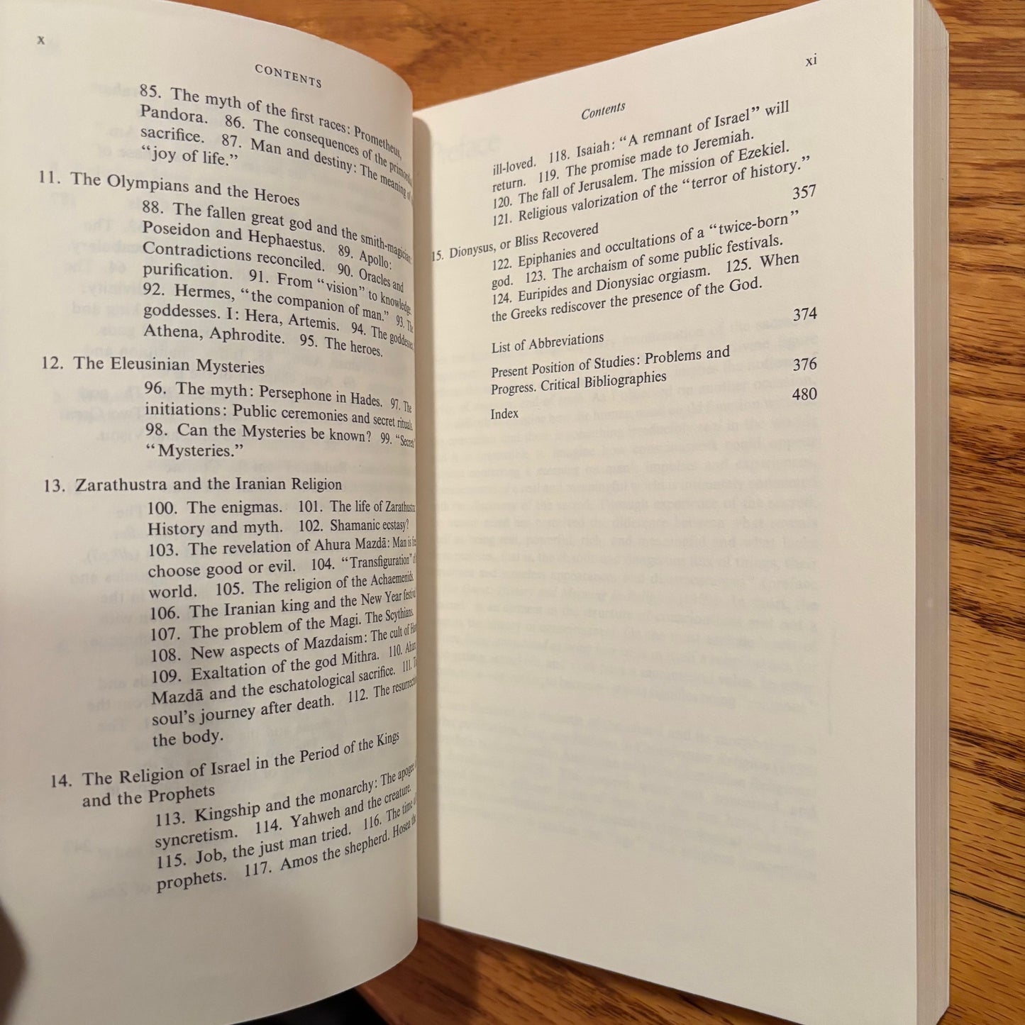 Mircea Eliade - A History of Religious Ideas Volume 1
