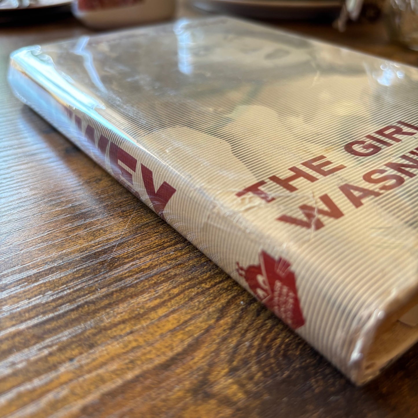 Thomas B. Dewey - The Girl Who Wasn't There - First Edition
