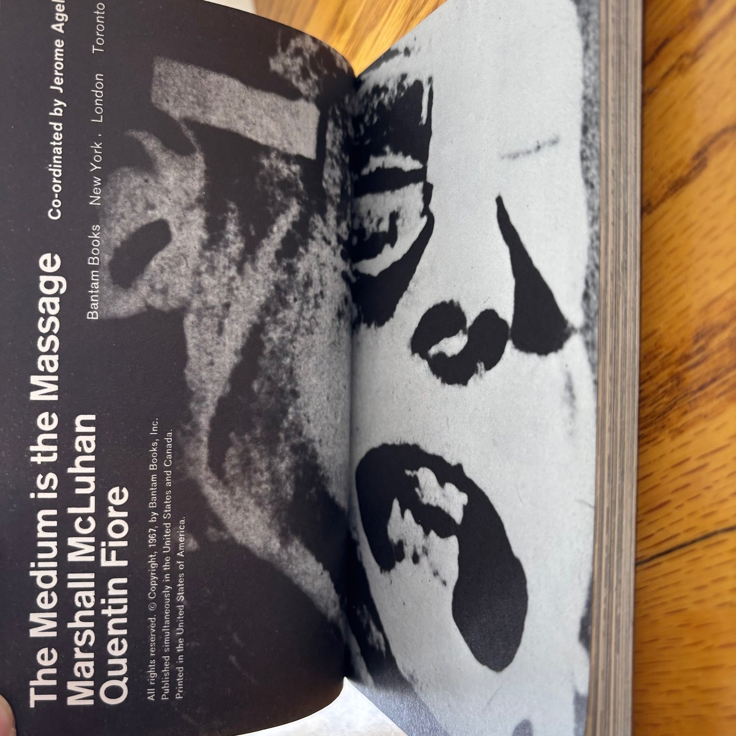 Marshall McLuhan & Quentin Fiore - The Medium is the Massage