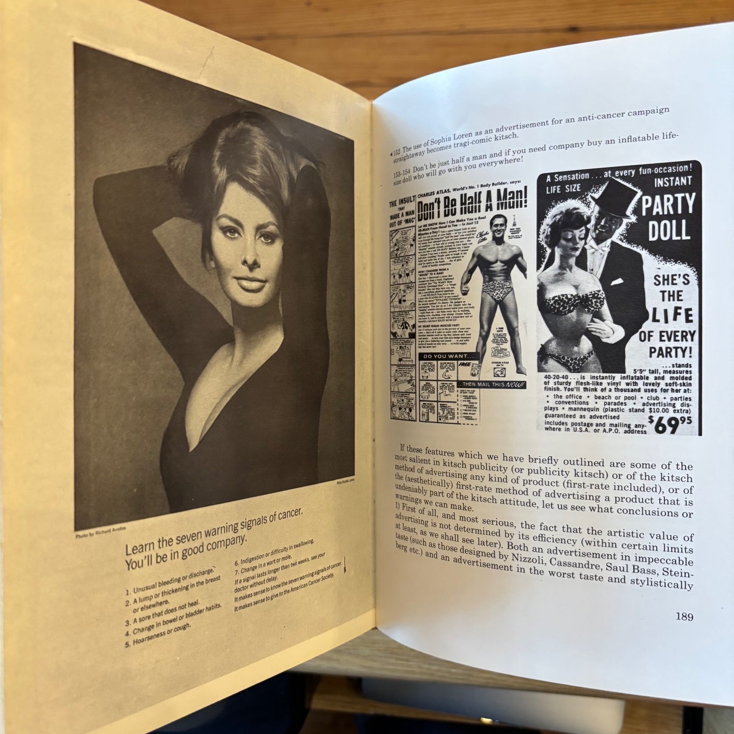 Gillo Dorfles - Kitsch: The World of Bad Taste