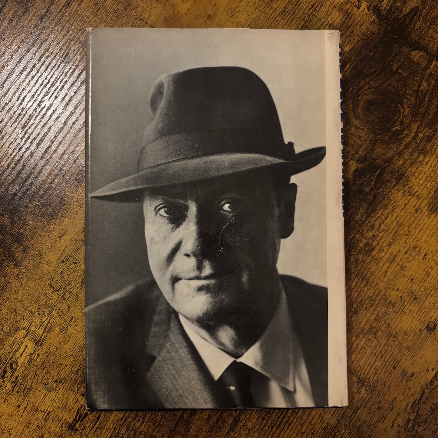 Ross Macdonald - The Blue Hammer