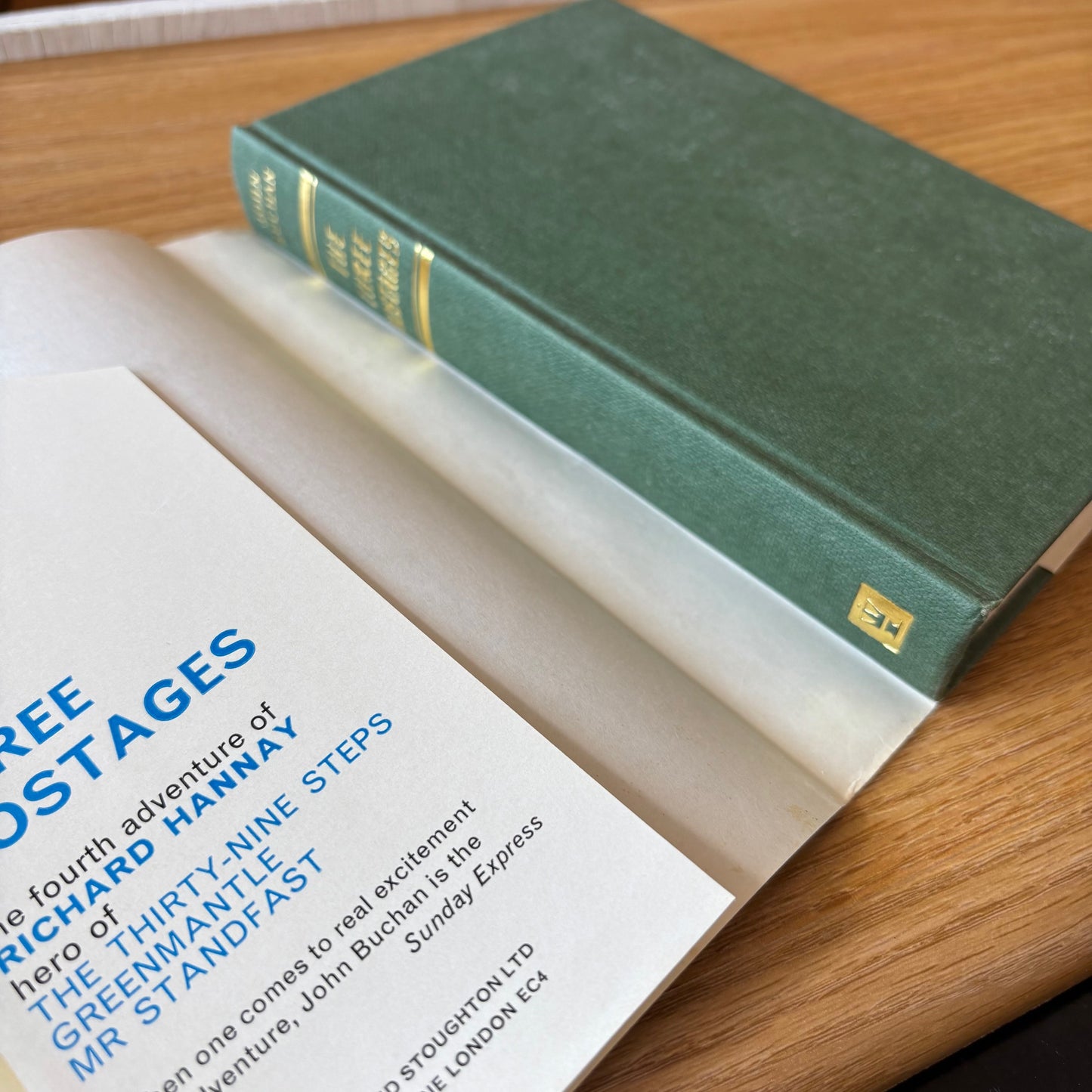 John Buchan - The Three Hostages