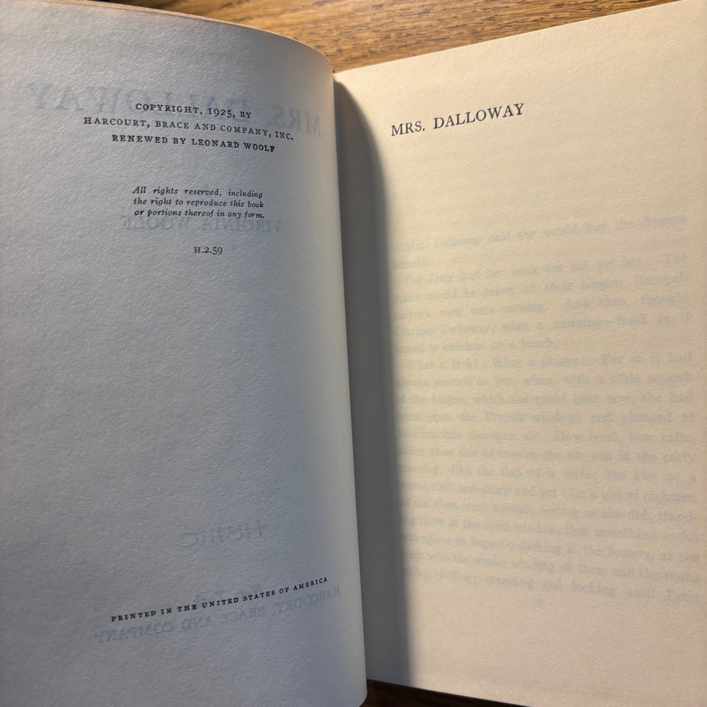 Virginia Woolf - Mrs. Dalloway