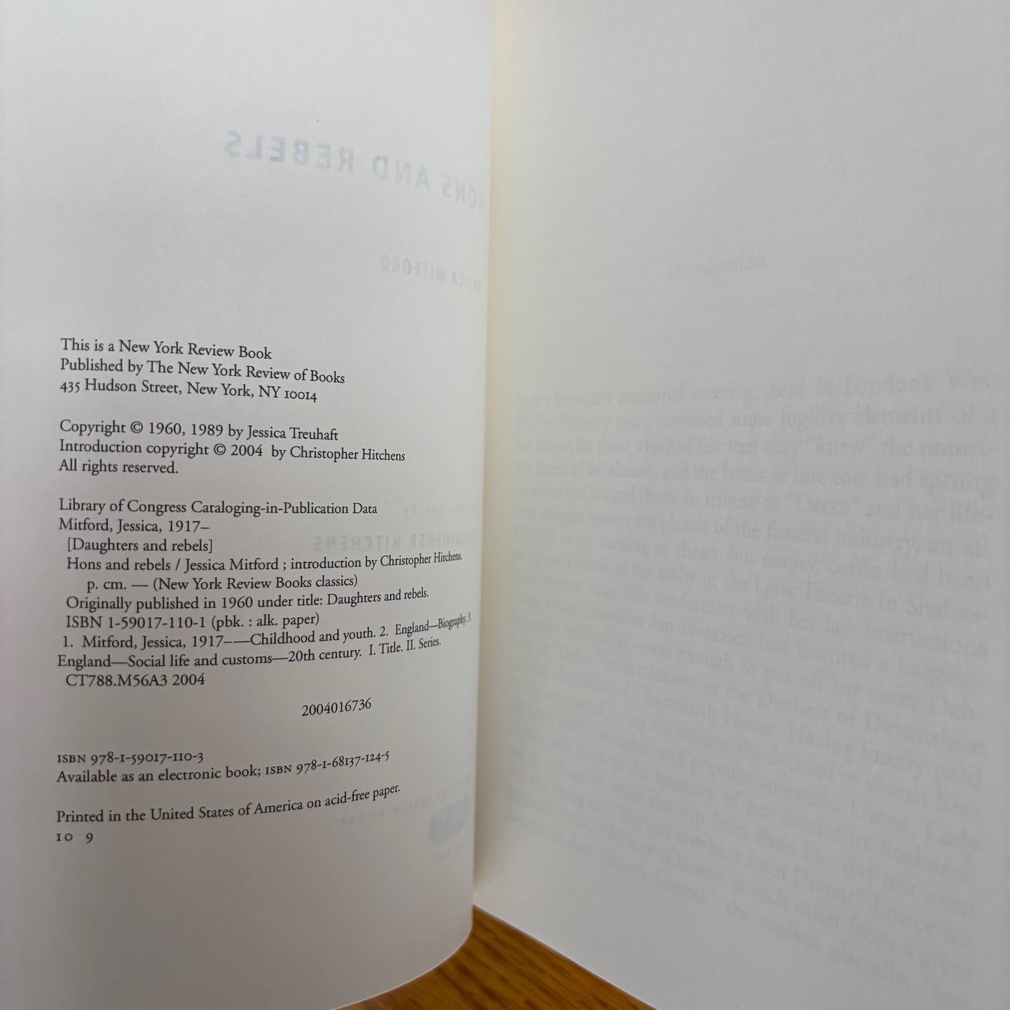 Jessica Mitford - Hons and Rebels