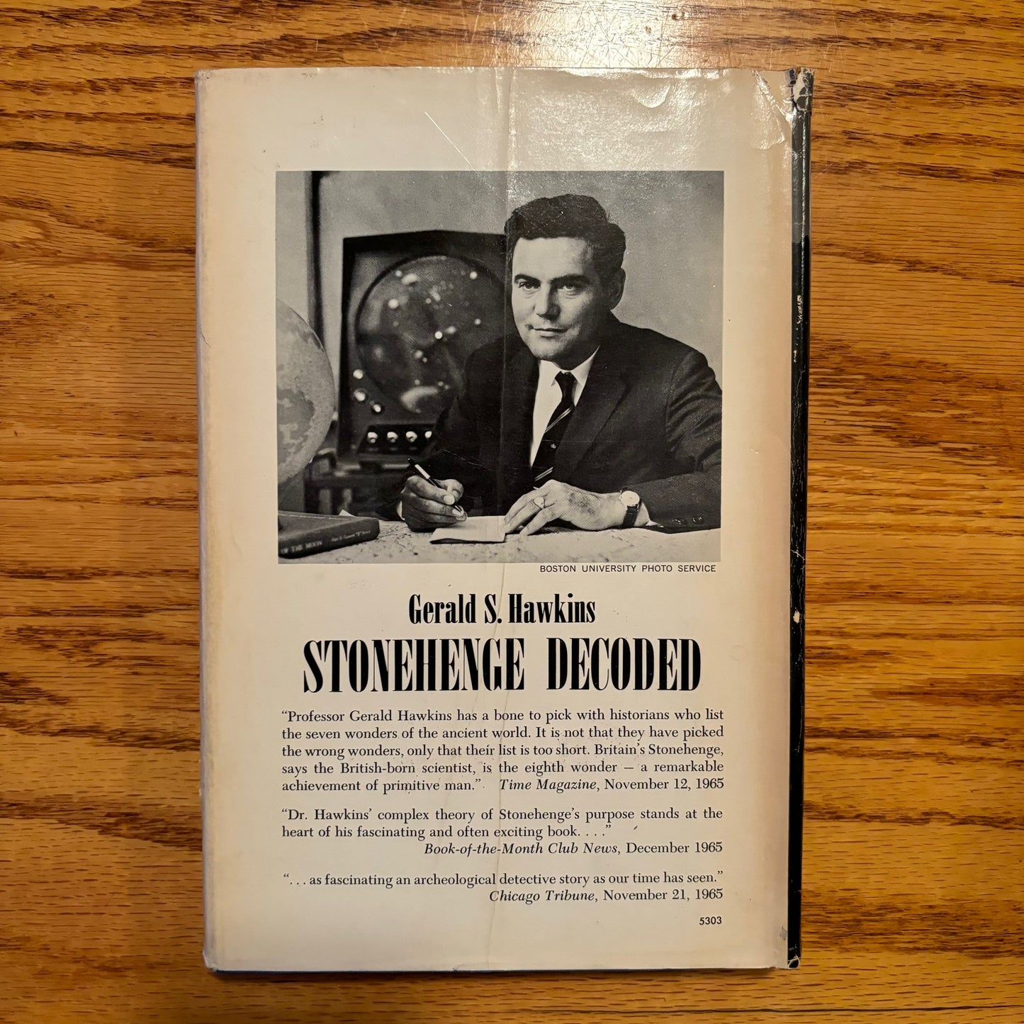 Gerald S. Hawkins, John B. White - Stonehenge Decoded