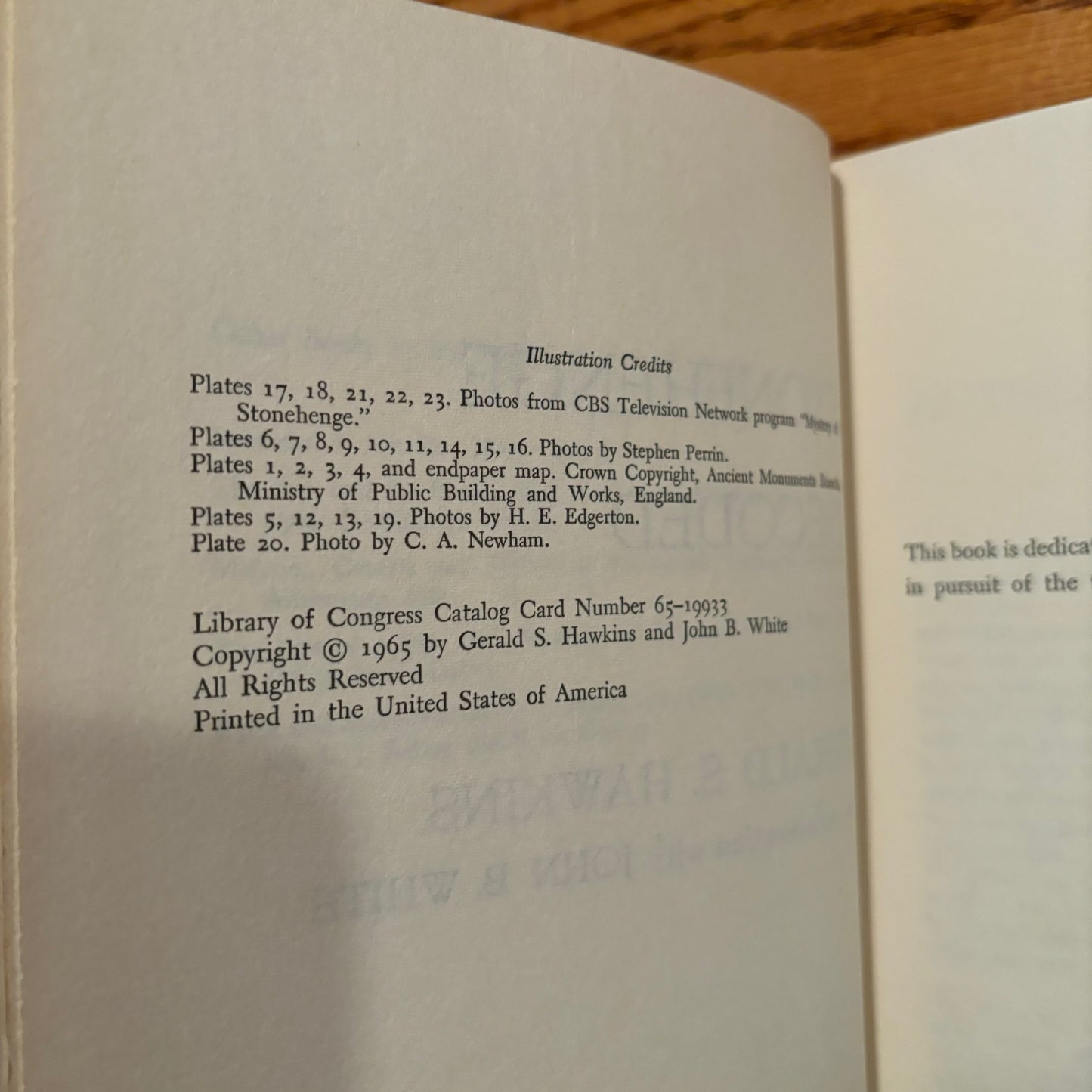 Gerald S. Hawkins, John B. White - Stonehenge Decoded