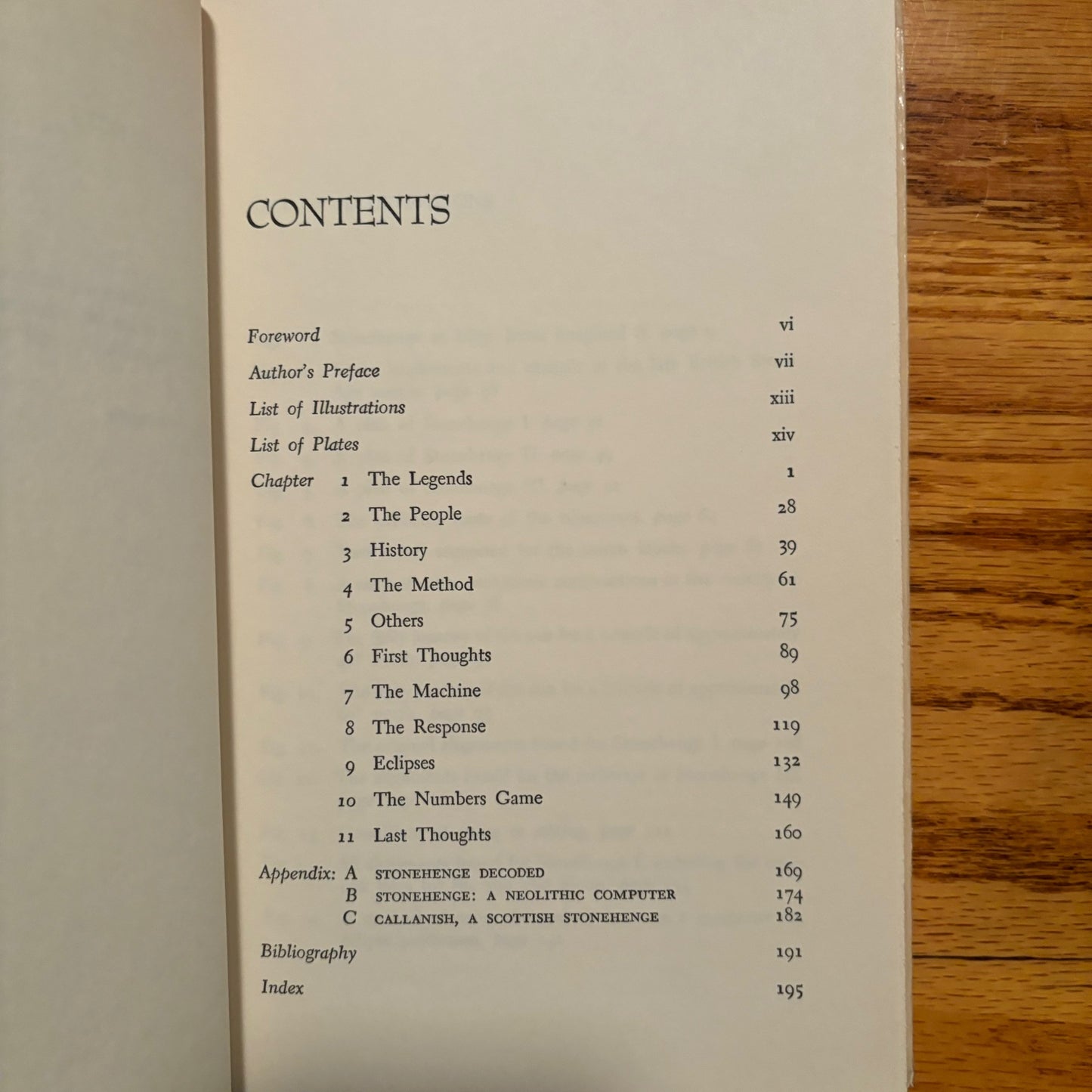 Gerald S. Hawkins, John B. White - Stonehenge Decoded