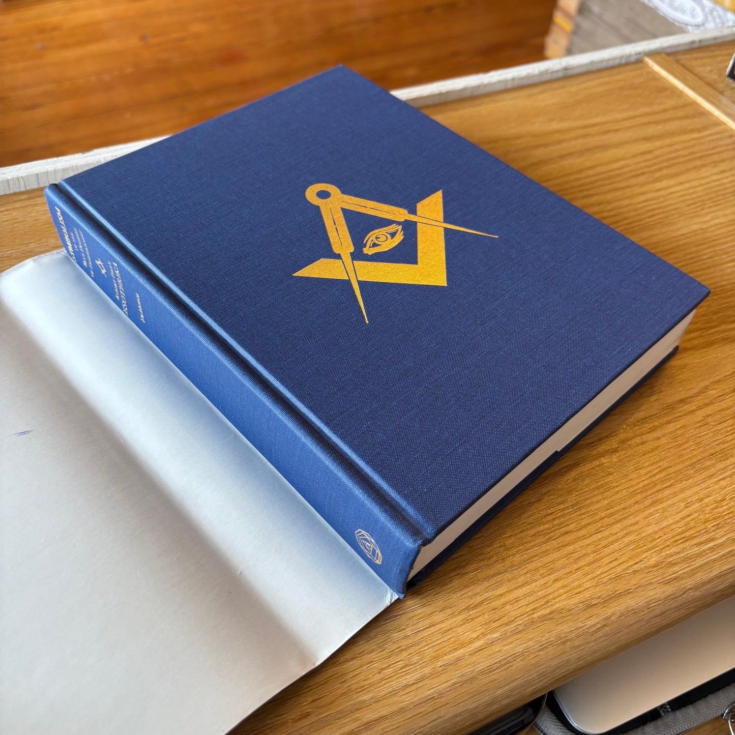 Arturo de Hoyos, ed. - Symbolism of the Blue Degrees of Freemasonry: Albert Pike's Esoterika