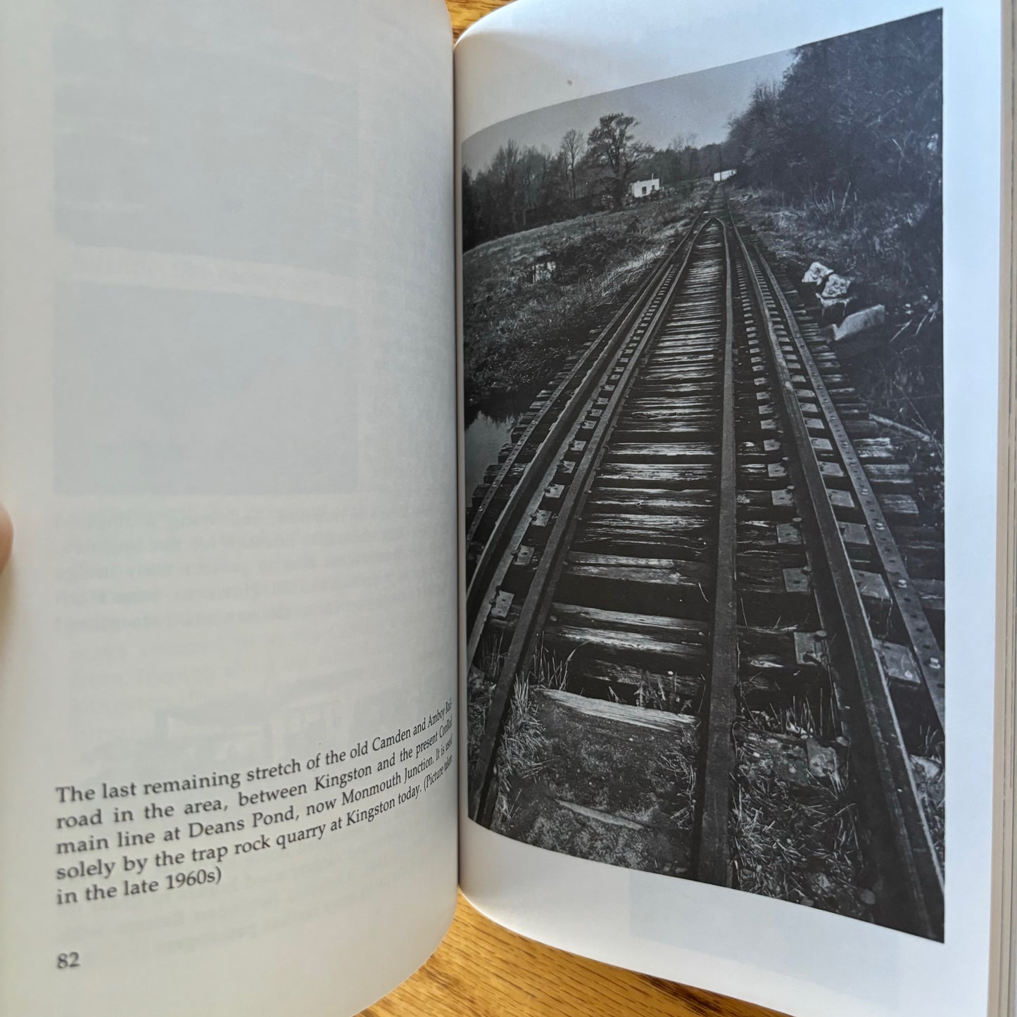 Elizabeth G.C. Menzies - Passage Between Rivers: A Portfolio of Photographs with a History of the Delaware and Raritan Canal