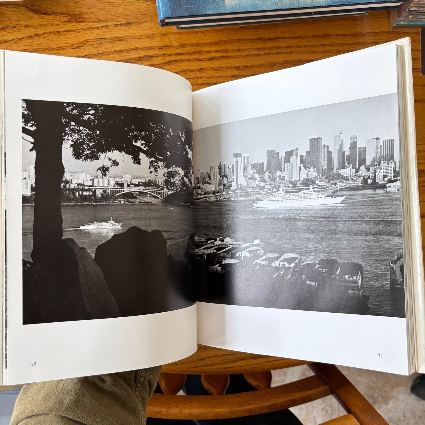 Robert Gambee - Manhattan Seascape: Waterside Views Around New York - Signed First Edition