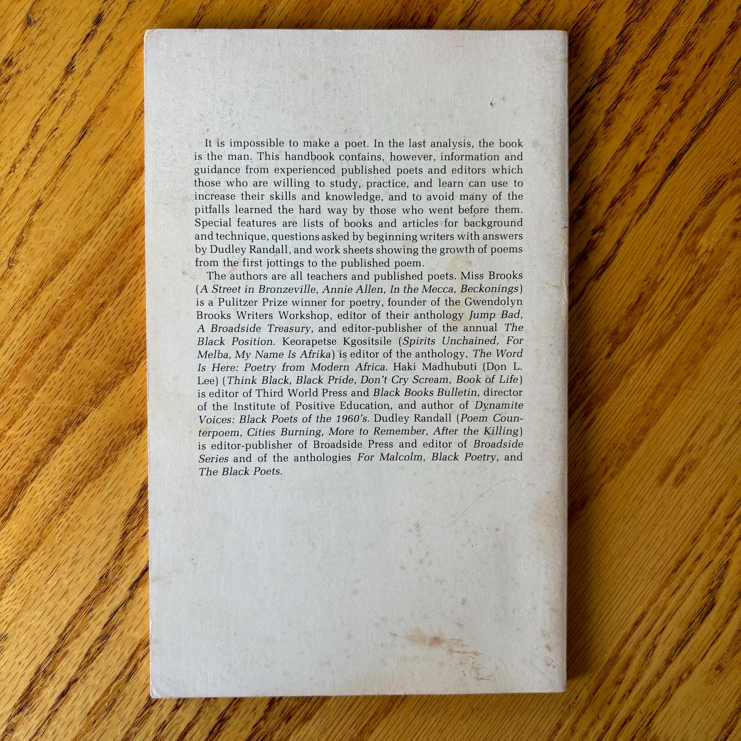 A Capsule Course in Black Poetry Writing - Broadside Press