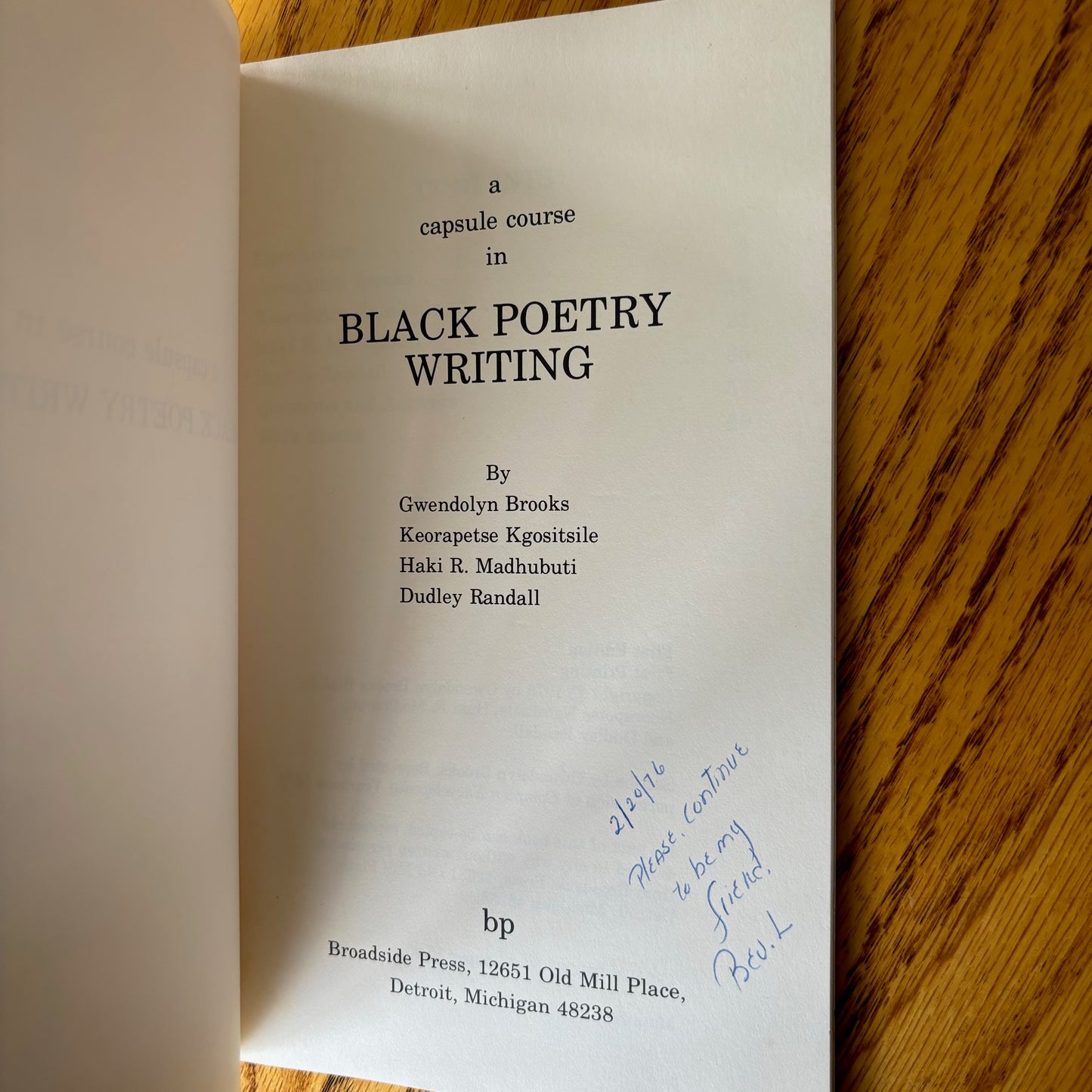 A Capsule Course in Black Poetry Writing - Broadside Press
