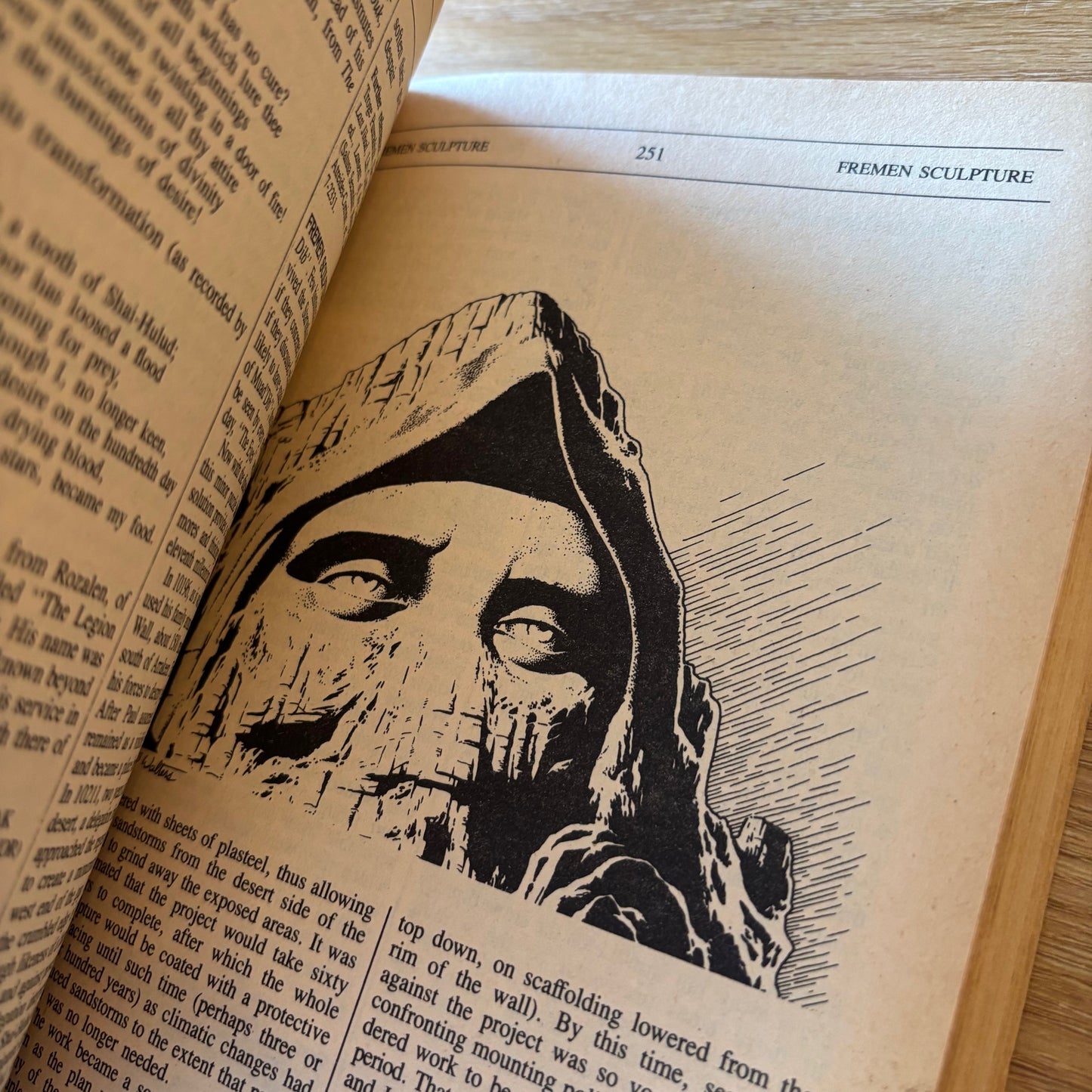 (Frank Herbert) Dr. Willis E. McNelly, ed. - The Dune Encyclopedia - First Edition Paperback