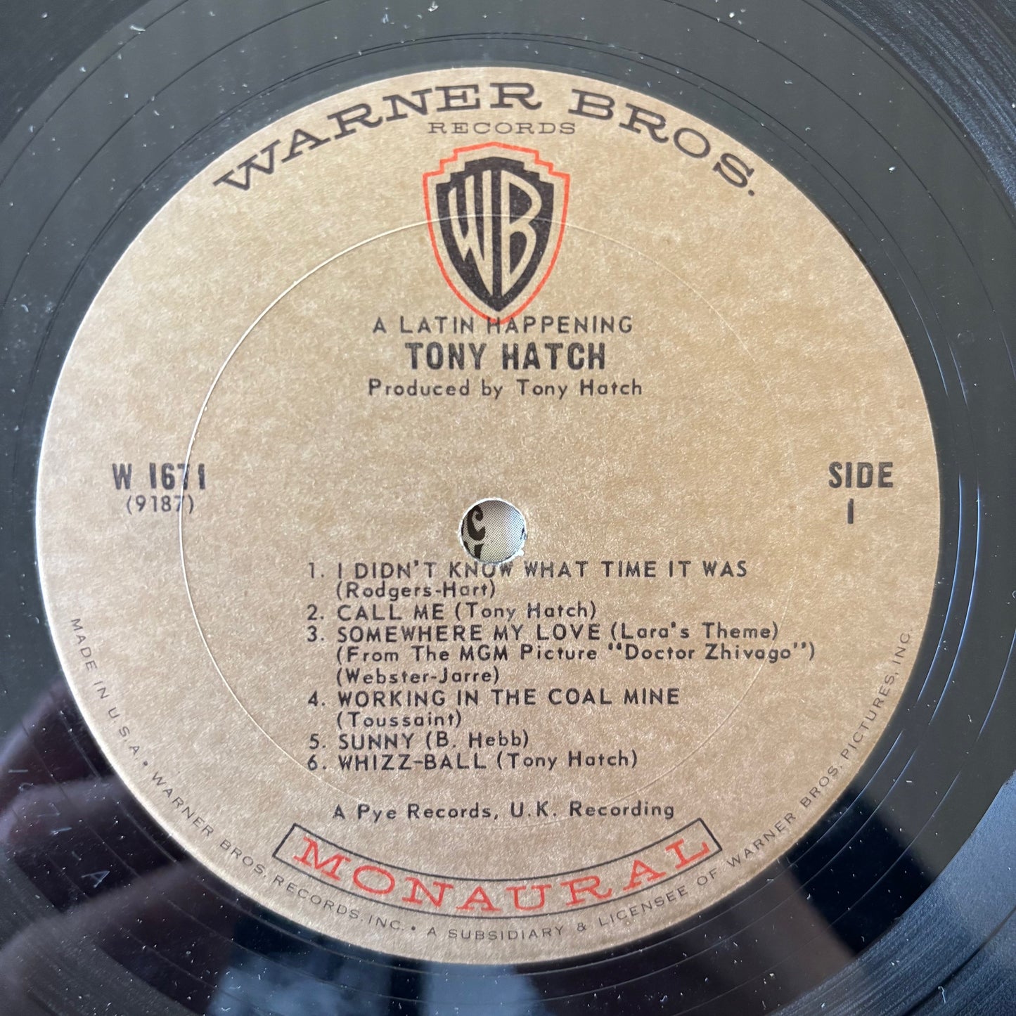 Tony Hatch - A Latin Happening