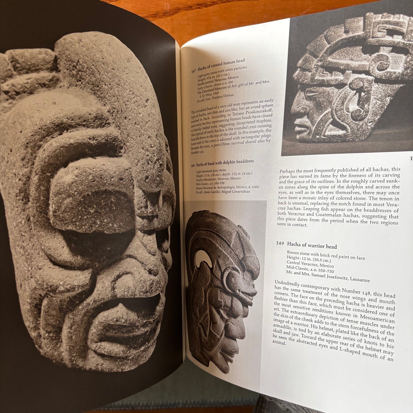 Elizabeth Kennedy Easby & John F. Scott - Before Cortes: Sculpture of Middle America