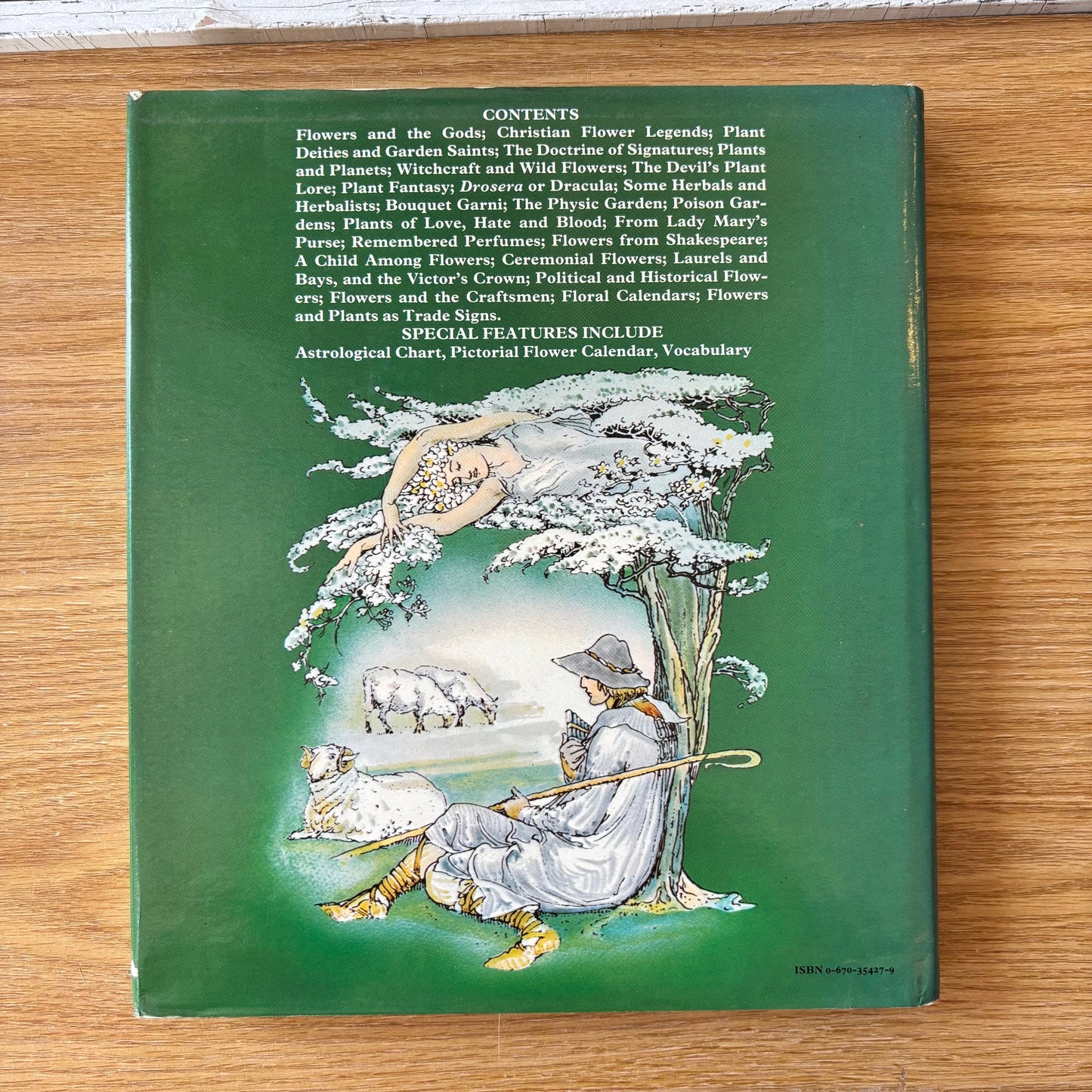 Lesley Gordon - Green Magic: Flowers, Plants & Herbs in Lore & Legend - First Edition