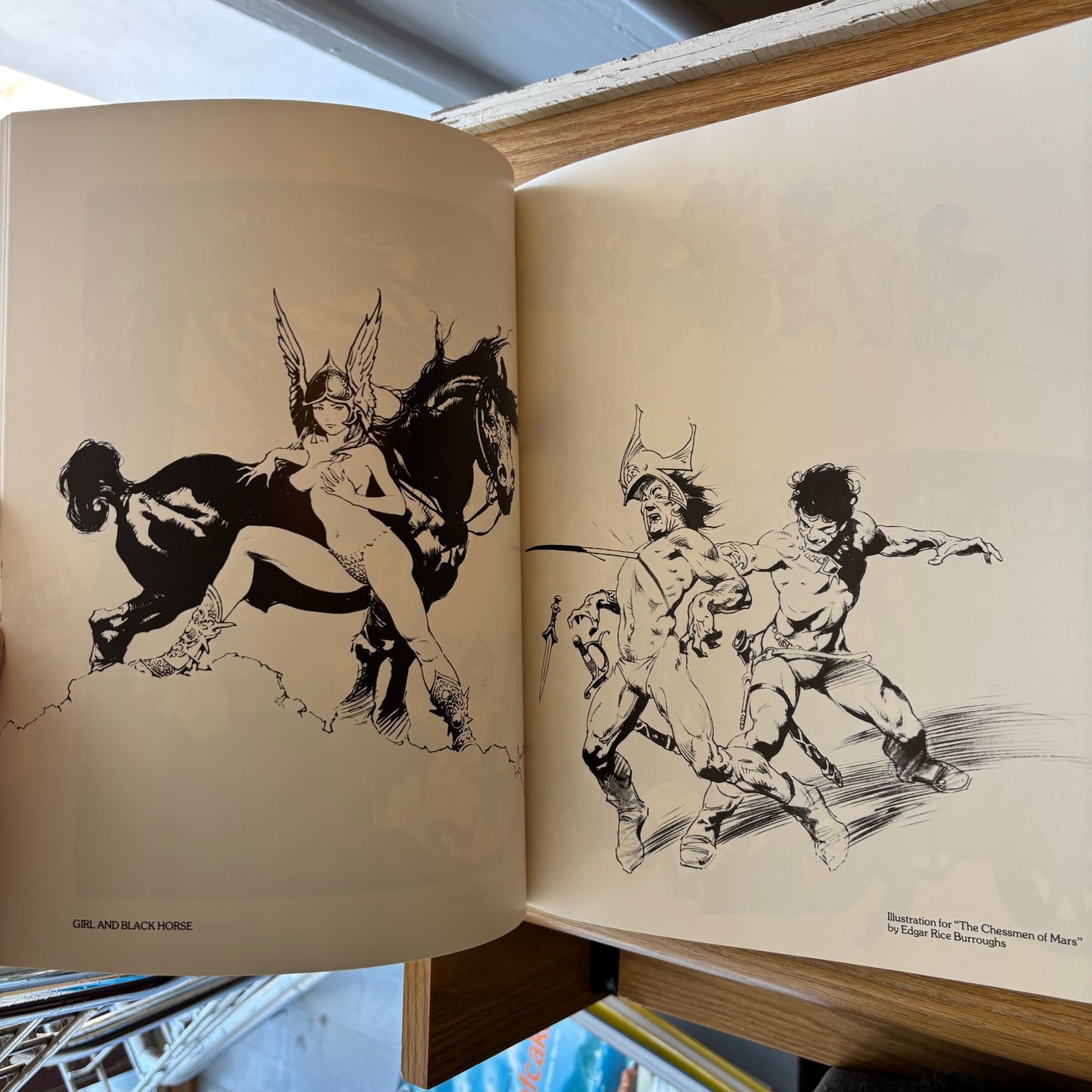 Frank Frazetta - The Fantastic Art of Frank Frazetta Book Three - First Edition