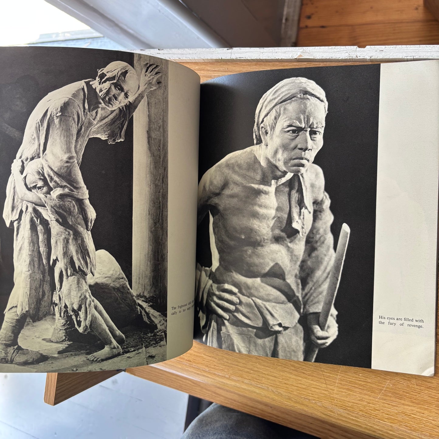 Rent Collection Courtyard: Sculptures of Oppression and Revolt
