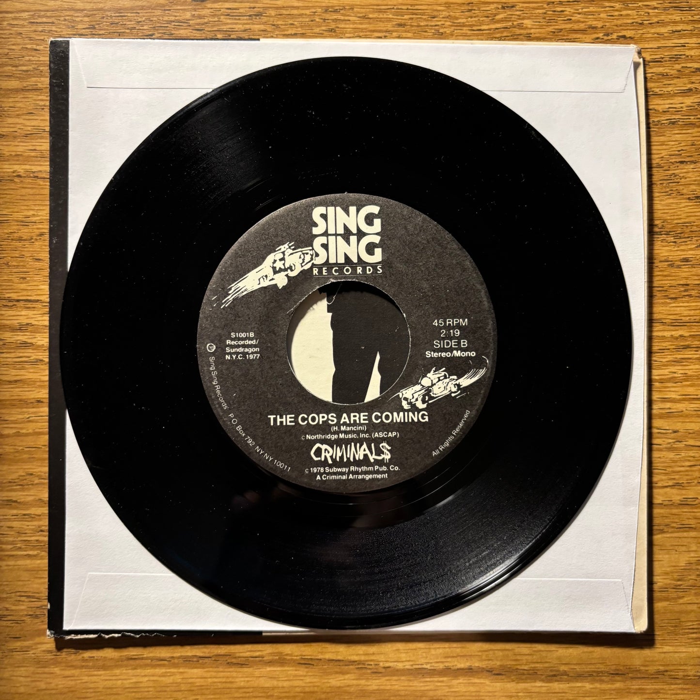Criminals - The Kids are Back / The Cops are Coming
