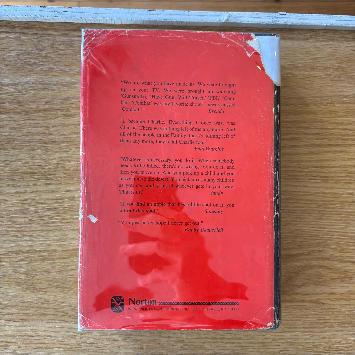 Vincent Bugliosi with Curt Gentry - Helter Skelter: The True Story of the Manson Murders