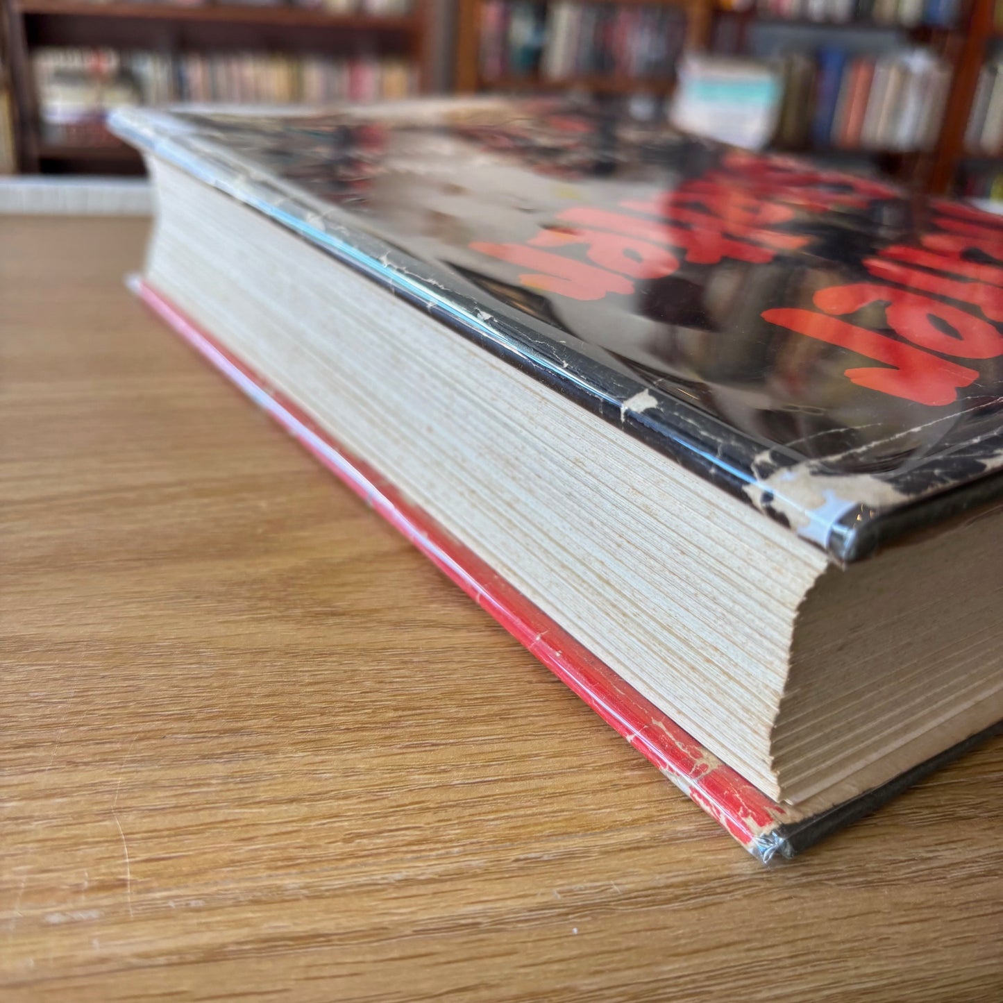 Vincent Bugliosi with Curt Gentry - Helter Skelter: The True Story of the Manson Murders