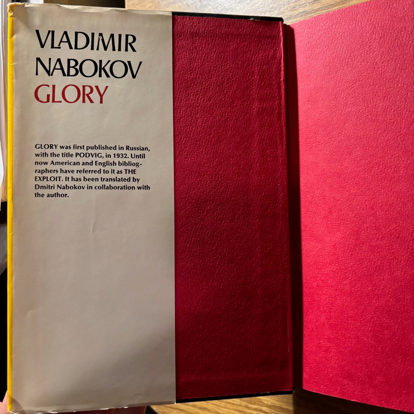 Vladimir Nabokov - Glory