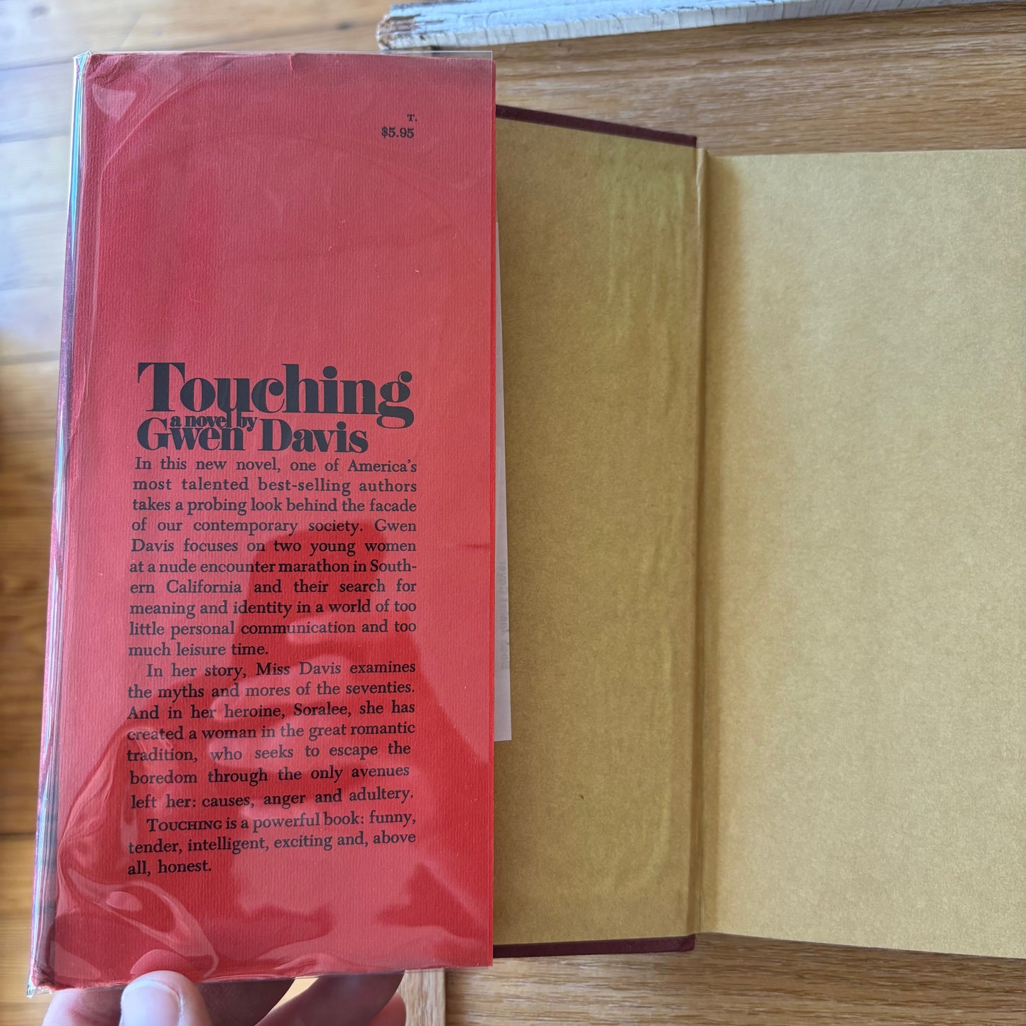 Gwen Davis - Touching - Advance Review Copy