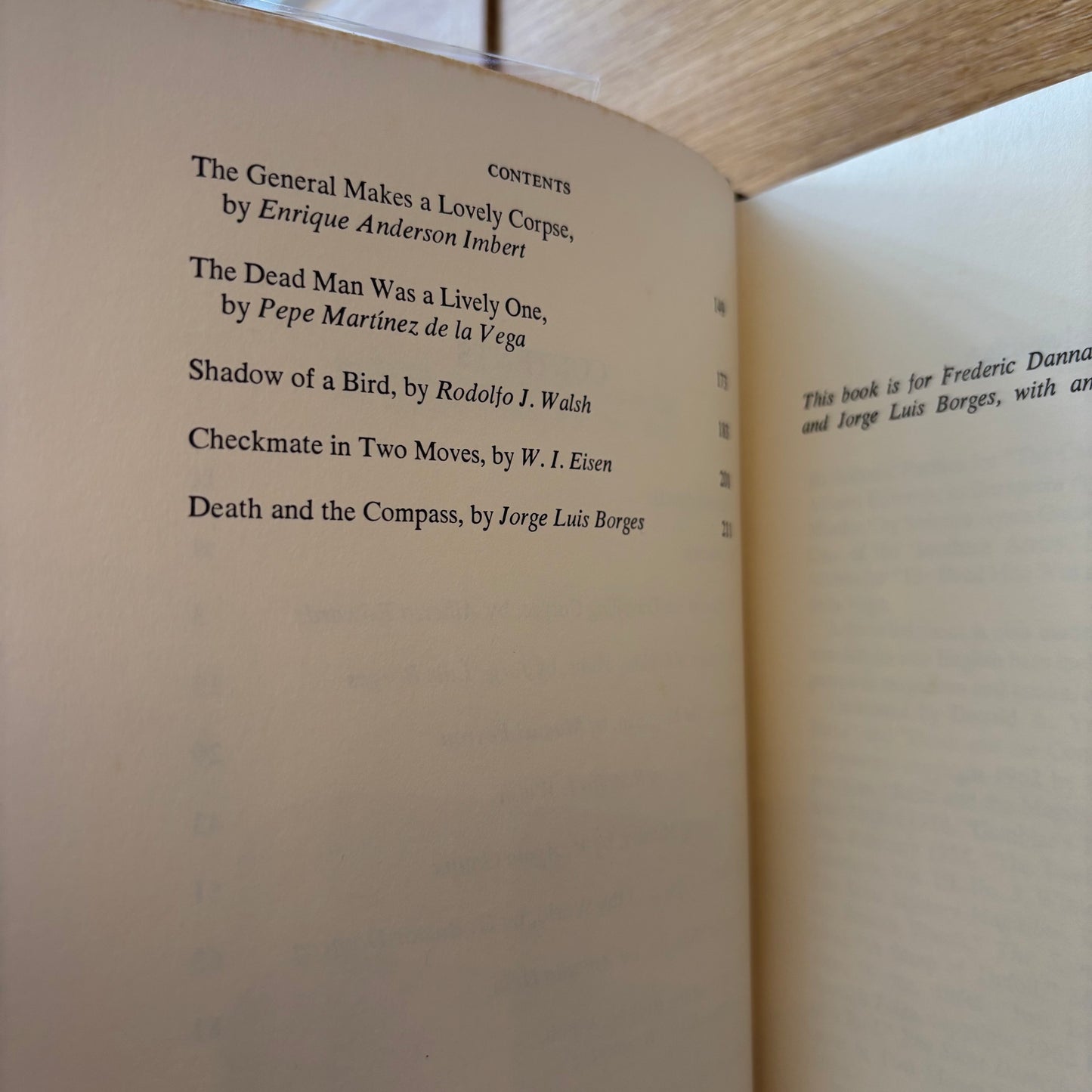 Donald Yates, ed. - Latin Blood: The Best Crime and Detective Stories of South America