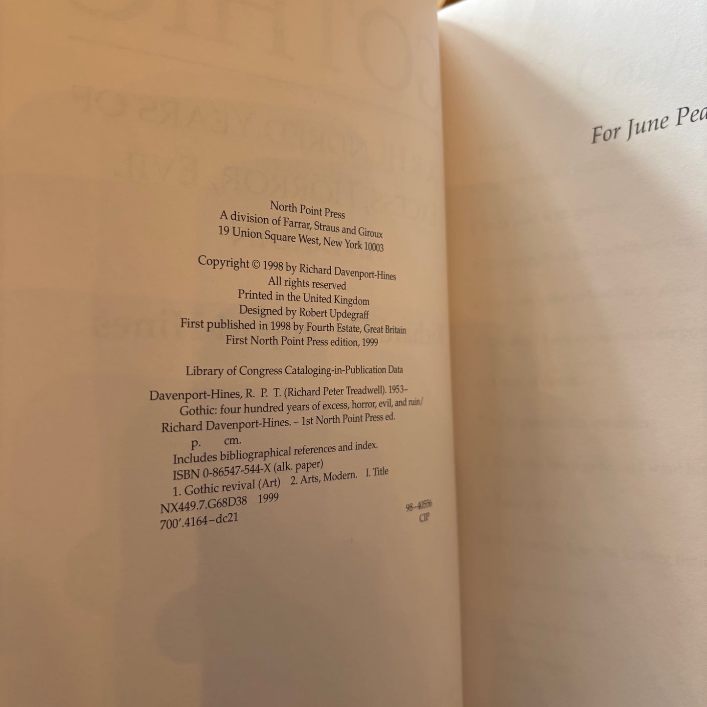 Richard Davenport-Hines - Gothic: Four Hundred Years of Excess, Horror, Evil and Ruin - First Edition