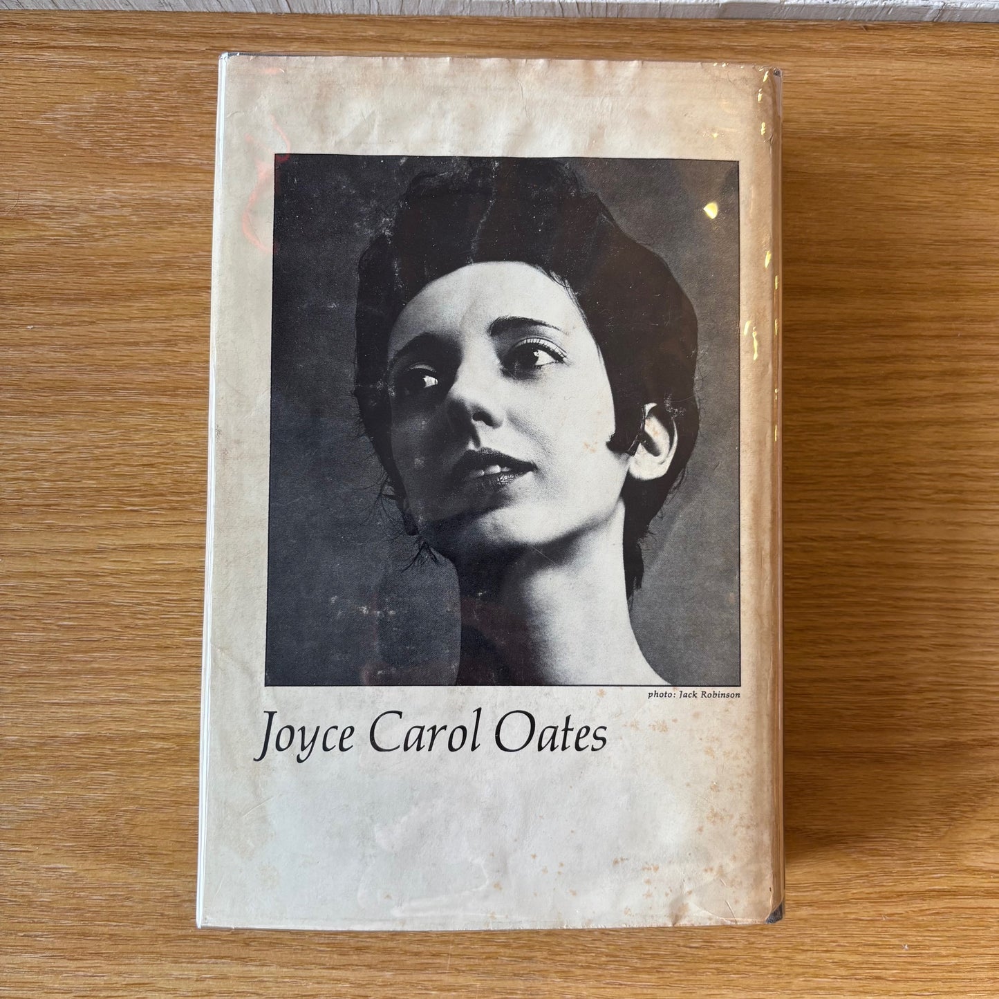 Joyce Carol Oates - The Wheel of Love