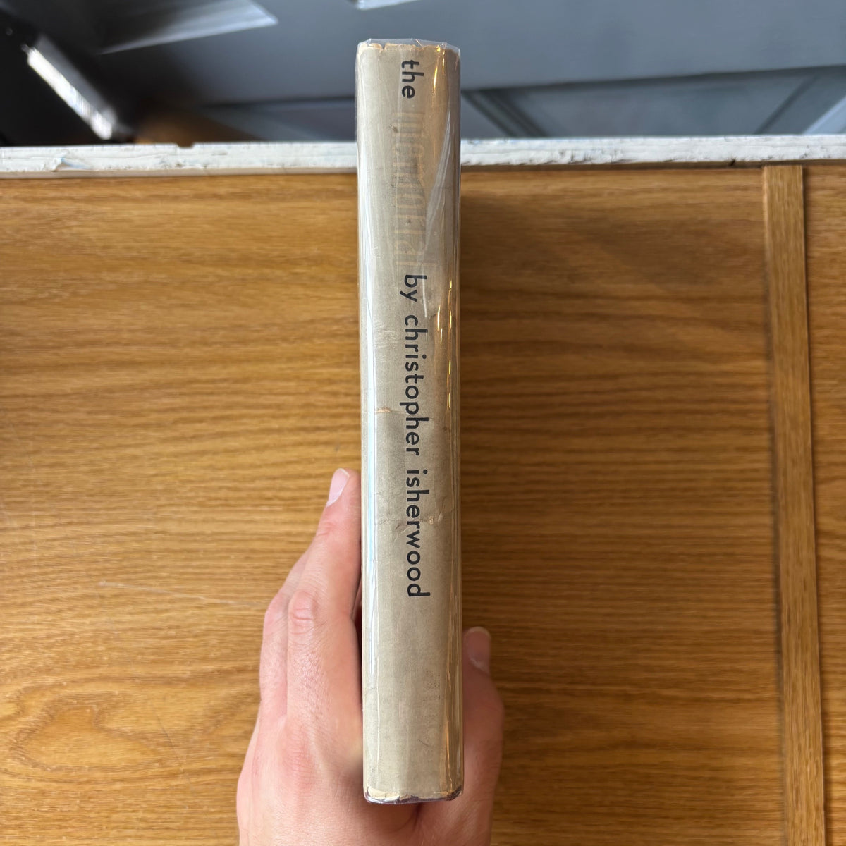 Christopher Isherwood - The Memorial