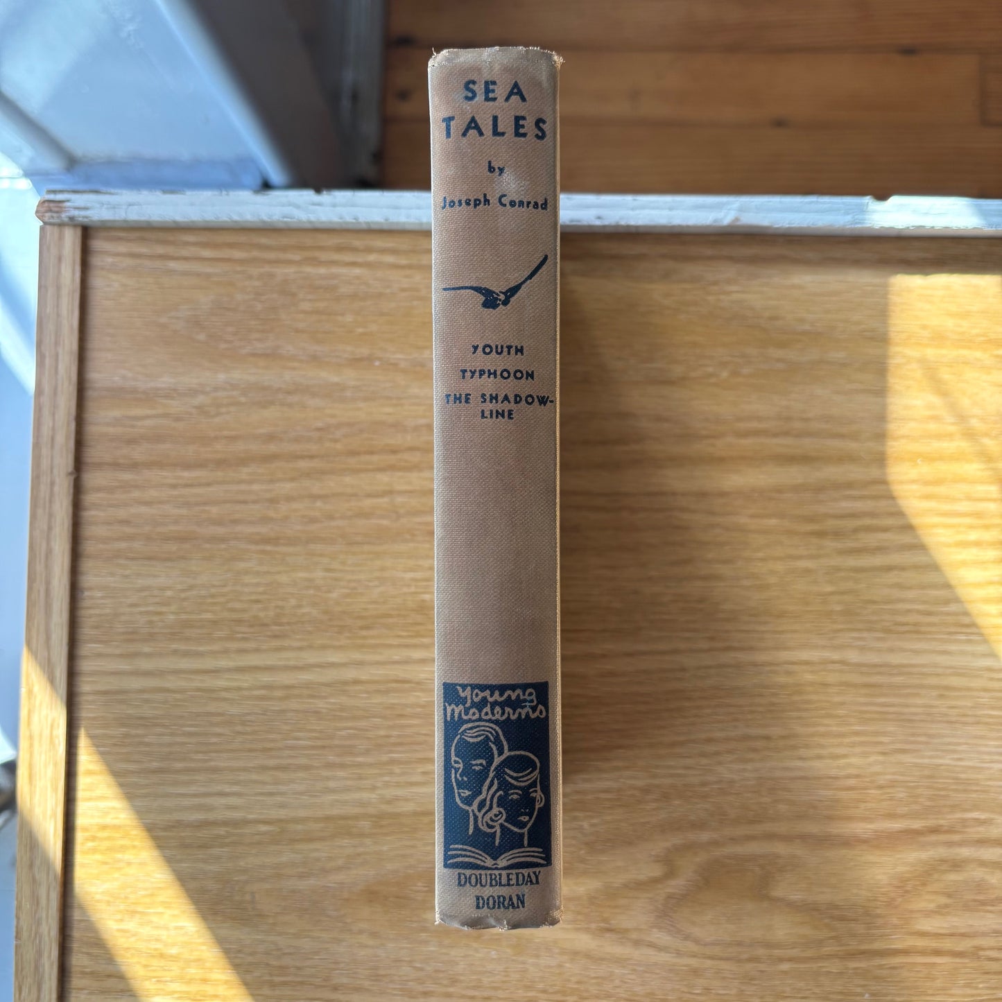 Joseph Conrad - Sea Tales