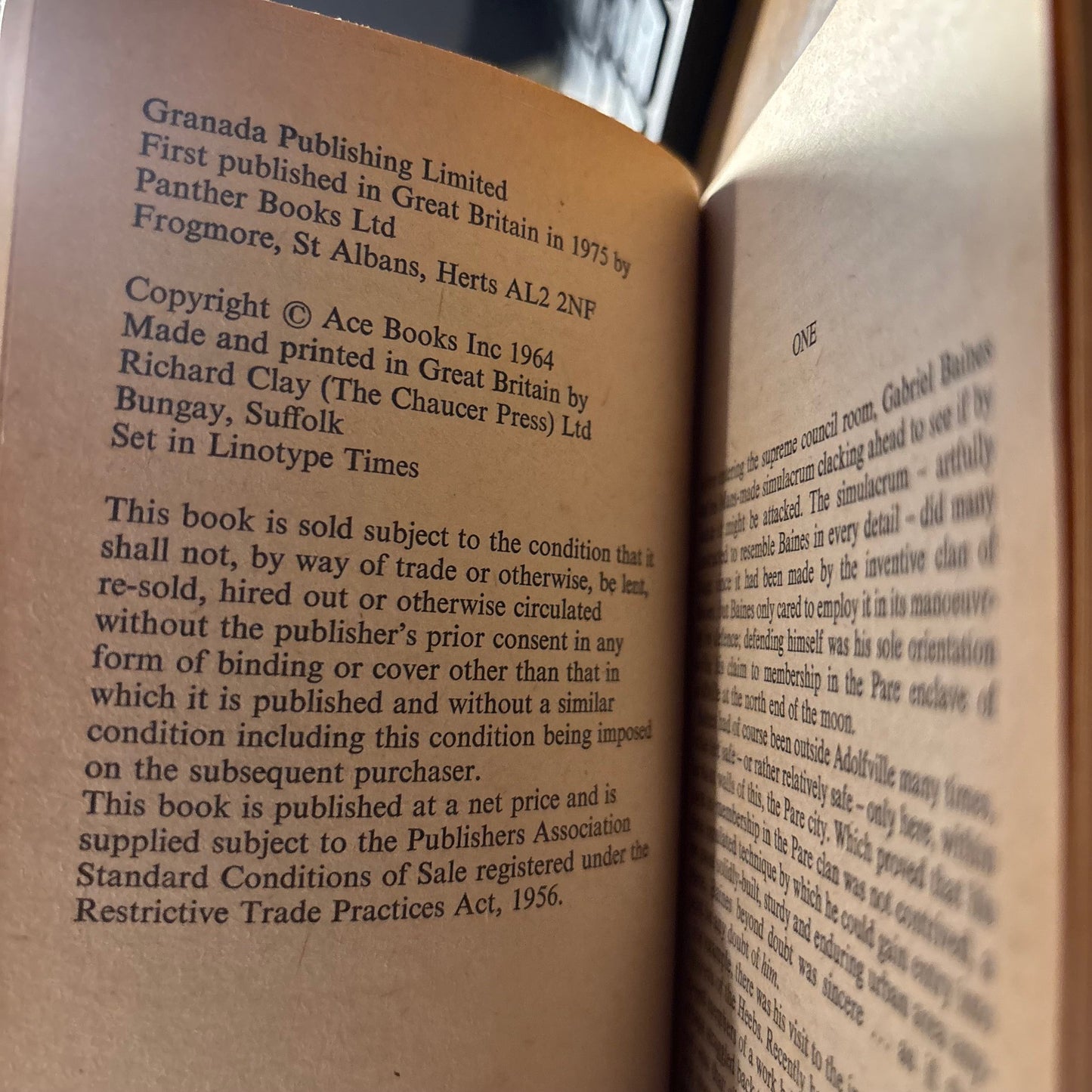 Philip K. Dick - Clans of the Alphane Moon - First UK Edition