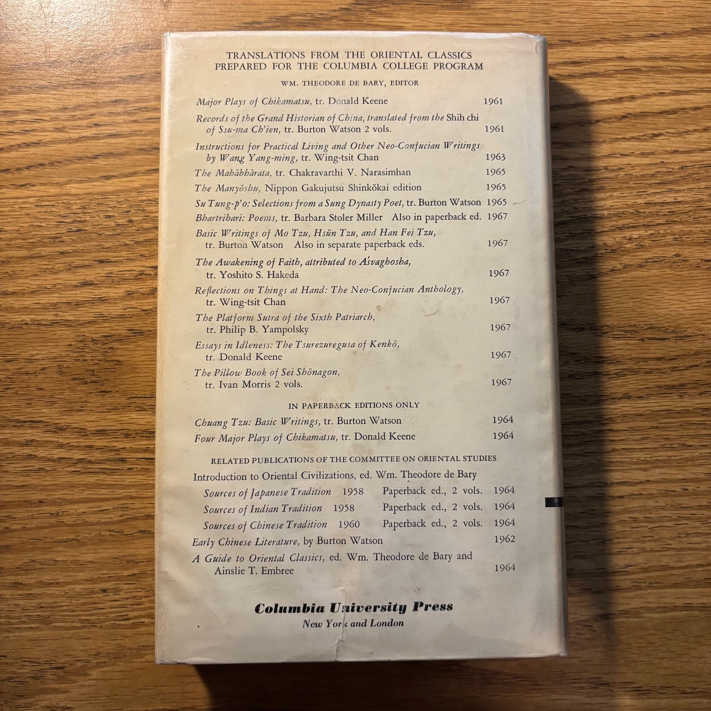 Kenko - Essays in Idleness: The Tsurezuregusa of Kenko - First Edition