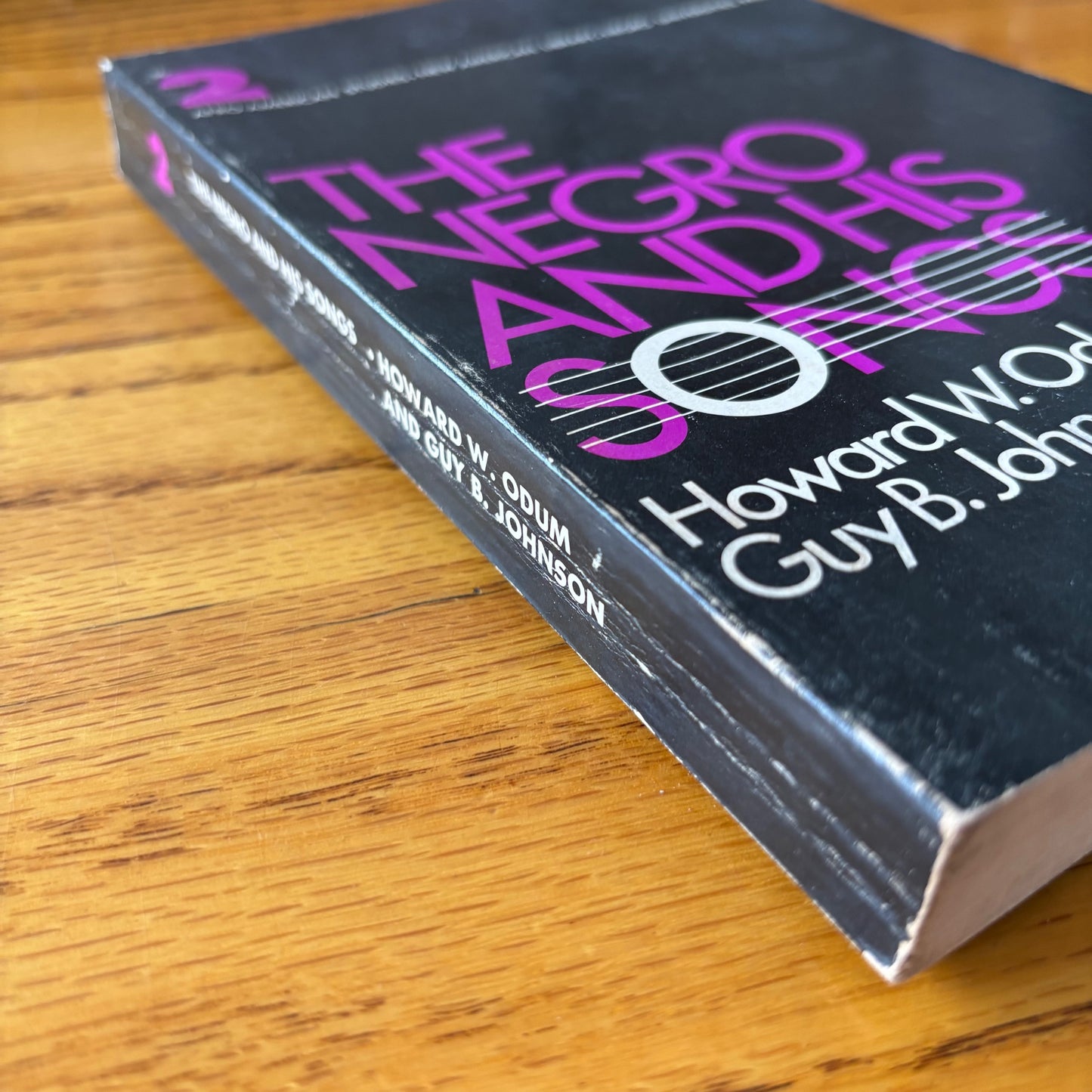 Howard W. Odum, Guy B. Johnson - The Negro and His Songs