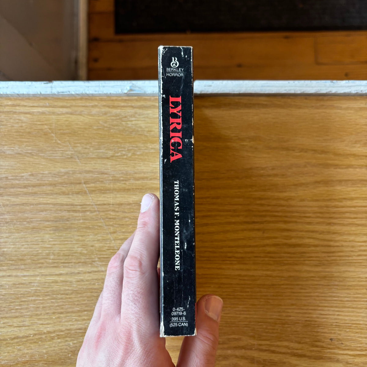 Thomas F. Monteleone - Lyrica - First Edition