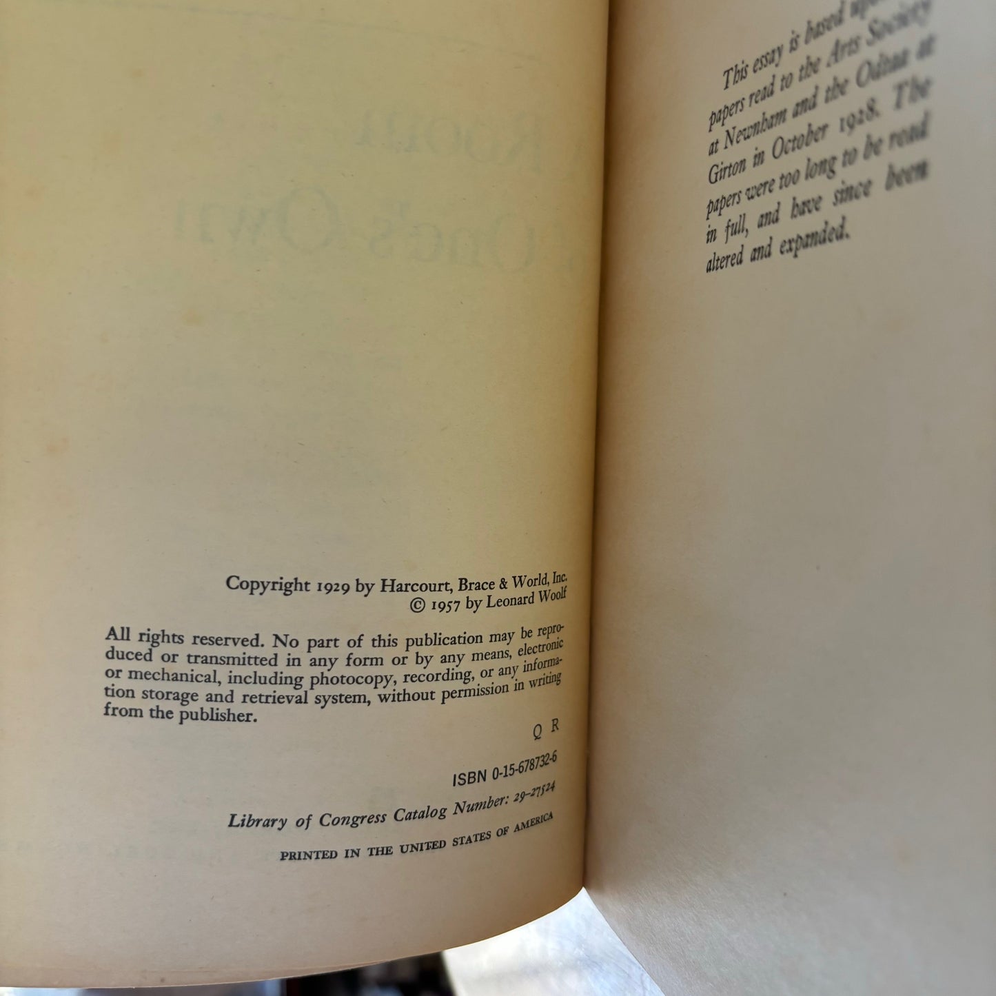 Virginia Woolf - A Room of One's Own
