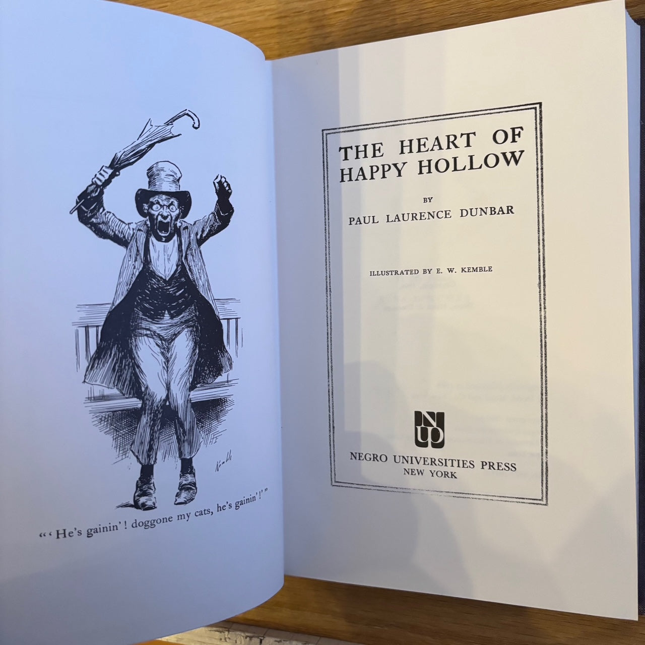 Paul Laurence Dunbar - The Heart of the Happy Hollow