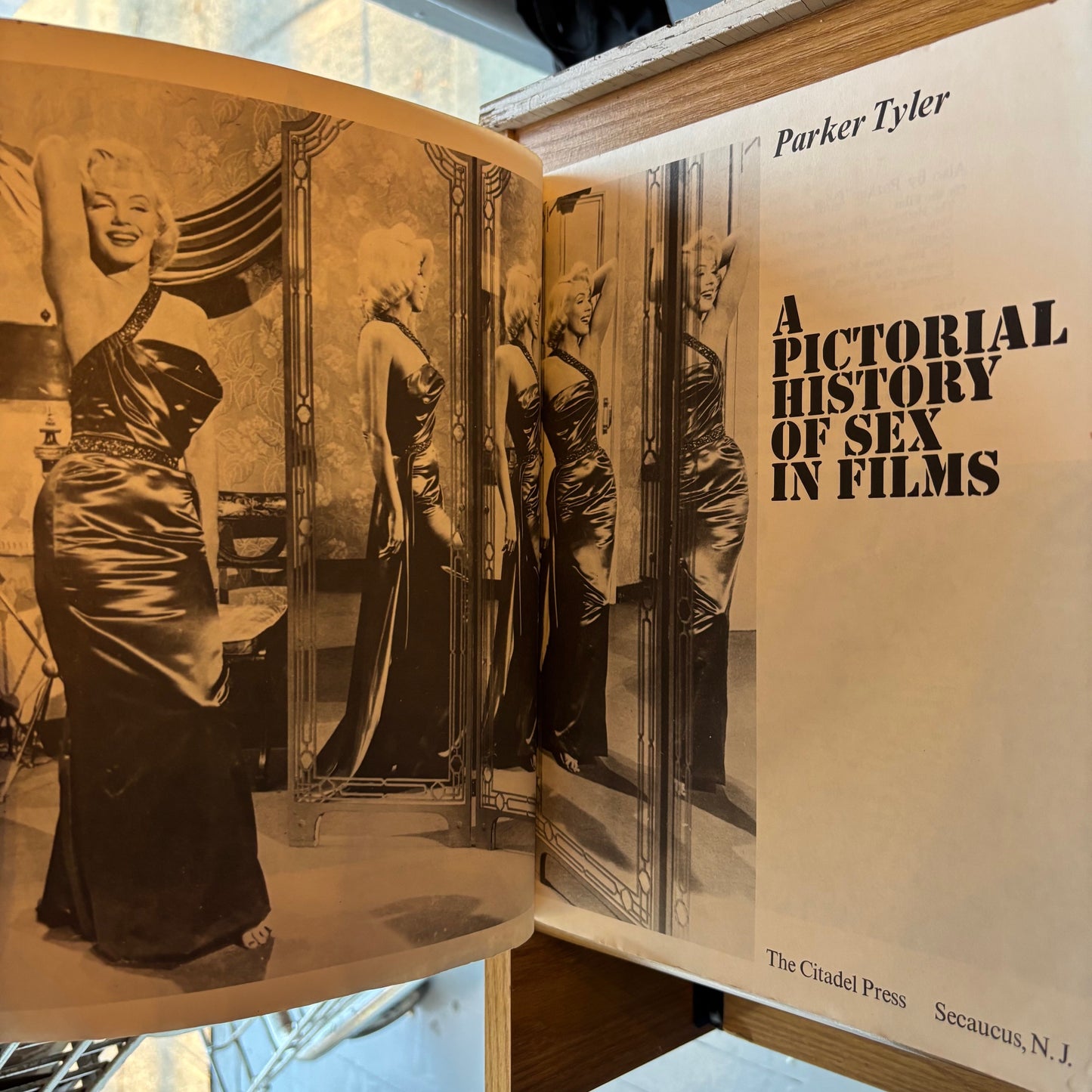 Parker Tyler - A Pictorial History of Sex in Films