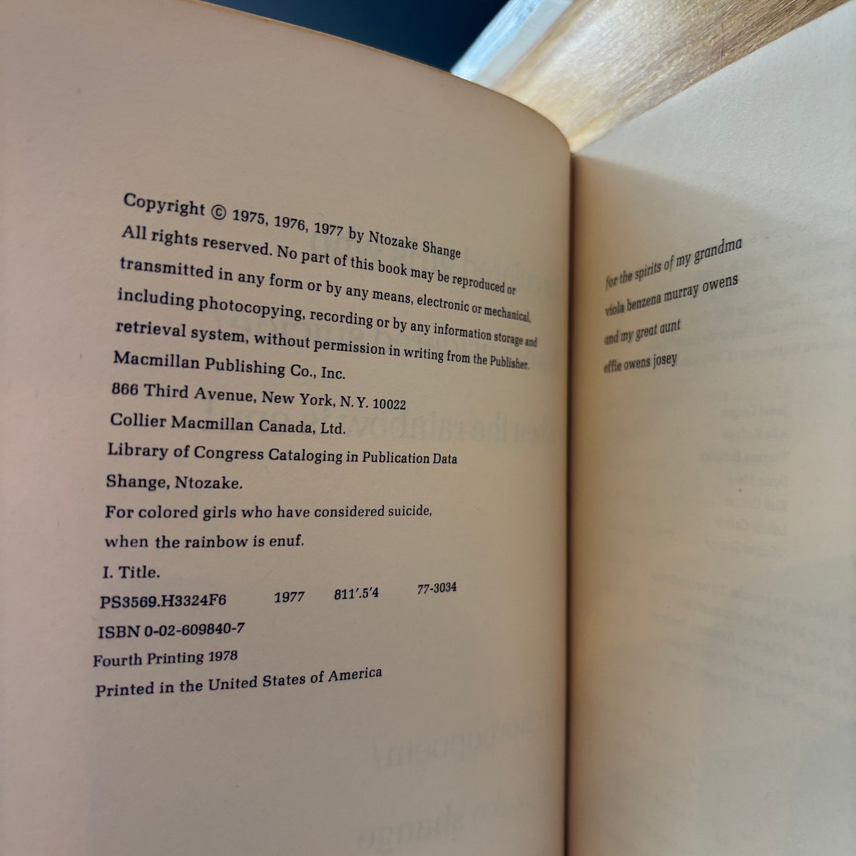 Ntozake Shange - For Colored Girls Who Have Considered Suicide / When the Rainbow is Enuf