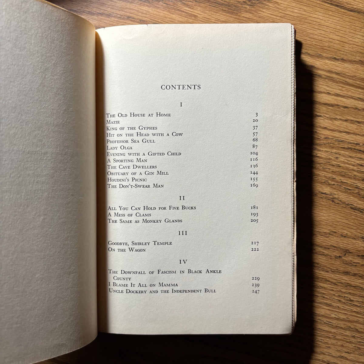 Joseph Mitchell - McSorley's Wonderful Saloon