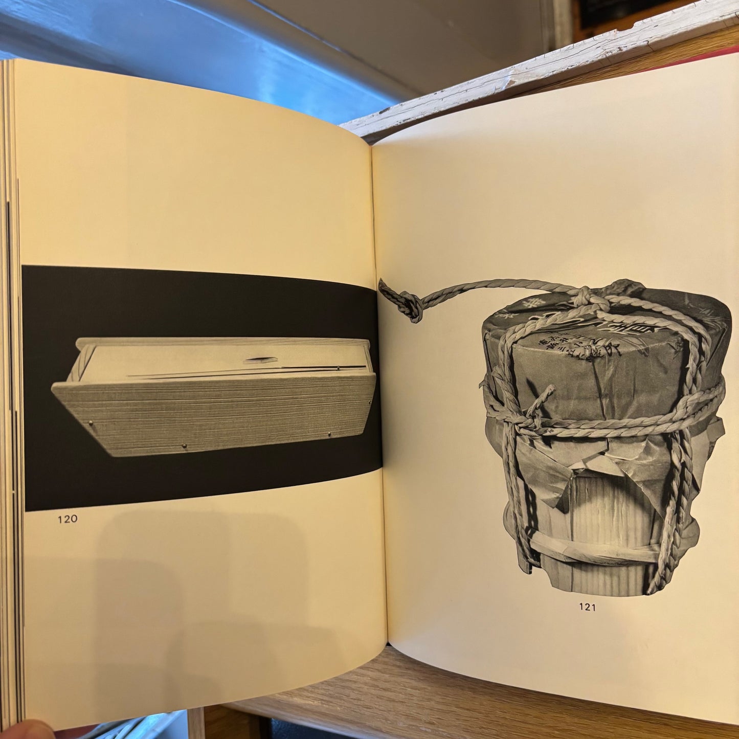 Hideyuki Oka - How to Wrap Five More Eggs: Traditional Japanese Packaging - First Edition