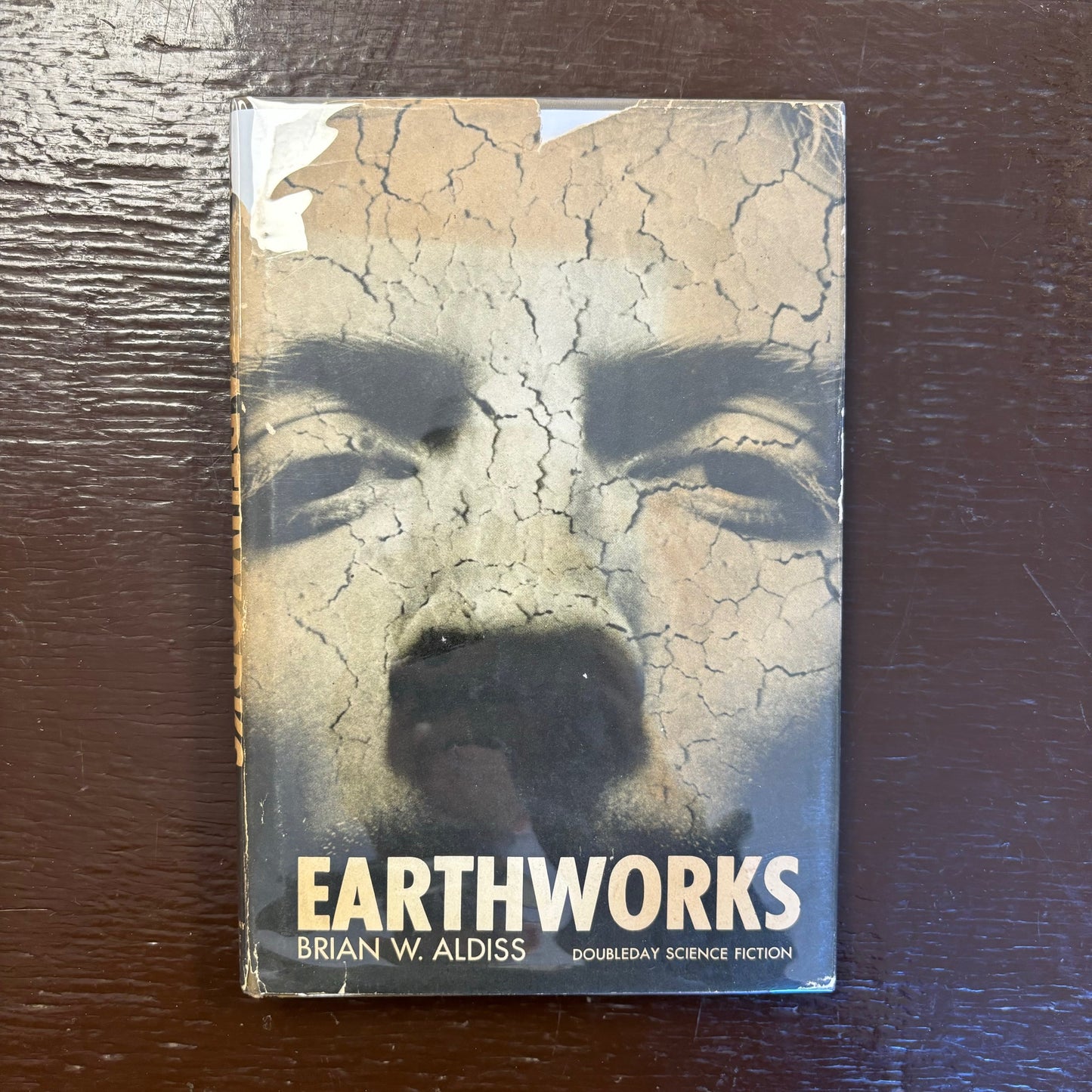 Brian W. Aldiss - Earthworks