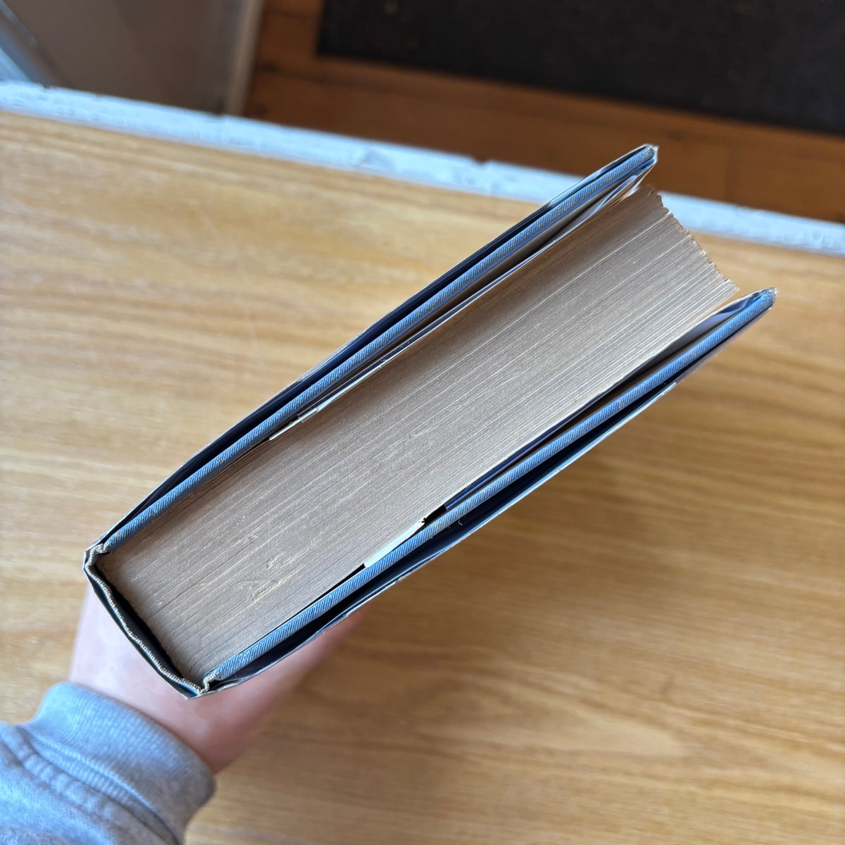 Helen Worden - Round Manhattan's Rim - First Edition